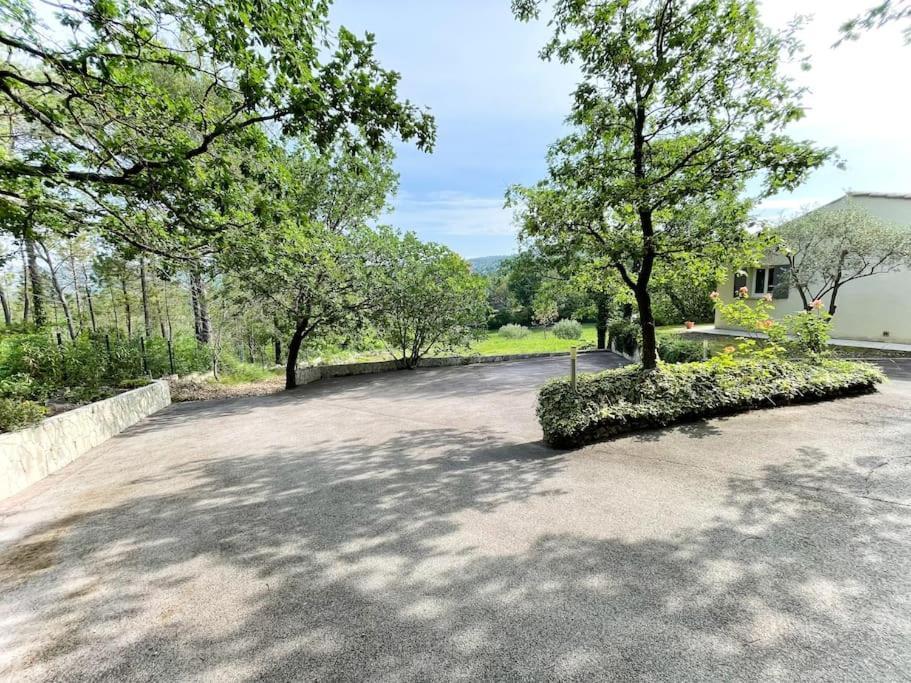 Belle Villa Avec Jardin Piscine Et Salle De Sport Montauroux Exterior foto